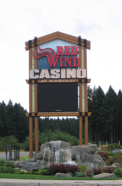 red wind casino slots near me