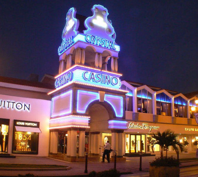 Crystal Casino and Street in Oranjestad, Aruba Editorial